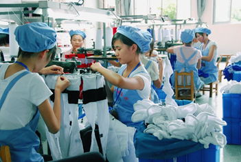 京喜12.12升級(jí)社交新玩法 低價(jià)推出50萬款工廠造好貨，助力裝潢裝飾工程